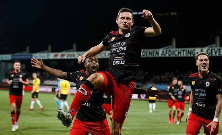 是阵容补强 是阵容补强